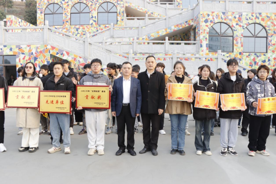 3377体育安全通道图片